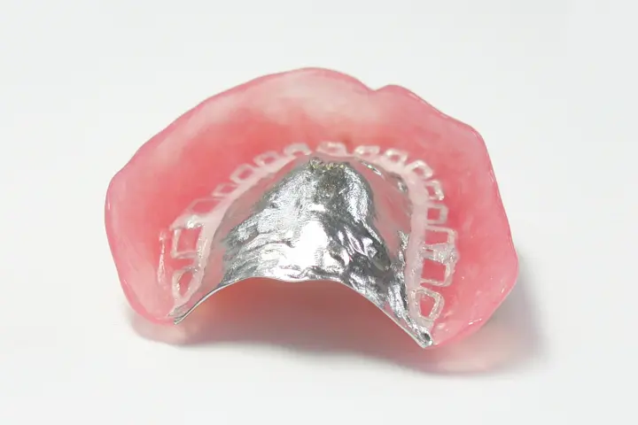金属床義歯(コバルトクロム)